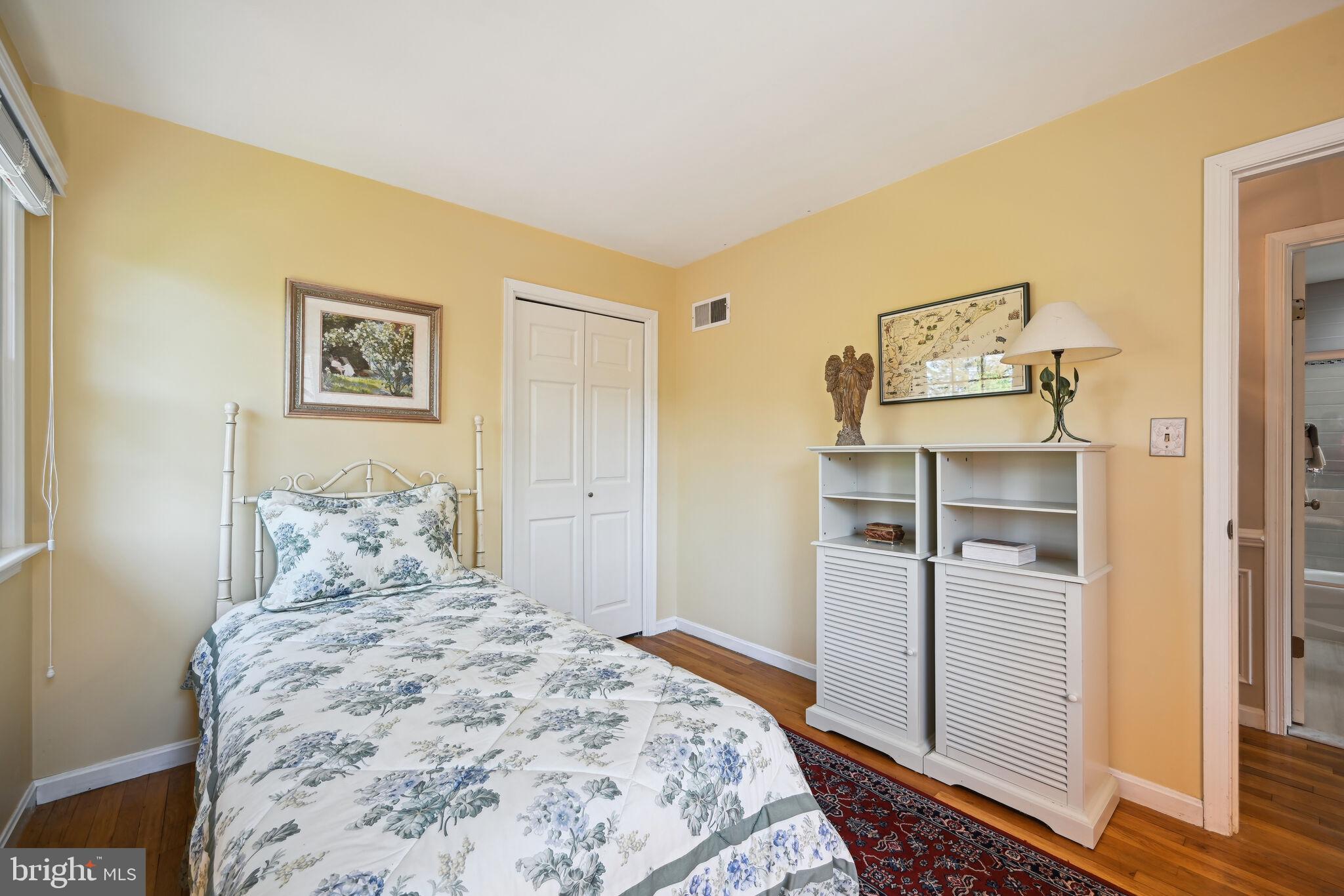 DIAMOND COURTS - Residential