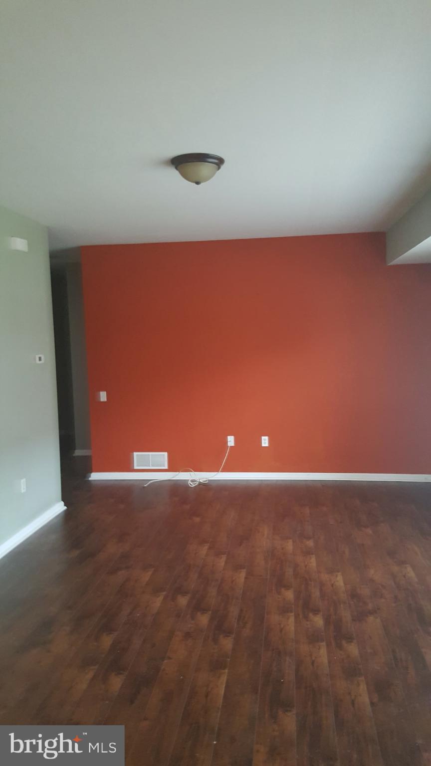 13675 PHILMONT AVENUE 00 23