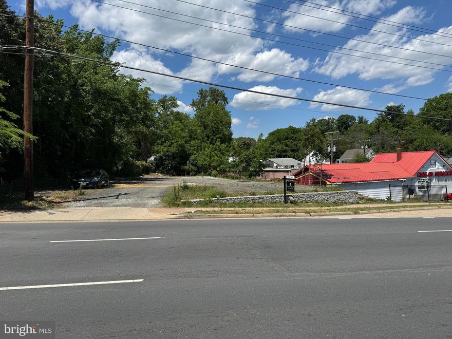 Exceptional C-8 Highway Commercial opportunity along the Richmond Highway corridor in Alexandria. This highly visible parcel offers rare flexibility for a wide range of commercial uses, including retail, office, service businesses, contractor operations, auto-oriented uses, restaurant concepts, and other corridor-compatible development opportunities, subject to zoning approval. With strong frontage, direct access, and a location in one of Northern Virginia’s most active commercial corridors, this lot is ideal for an owner-user, investor, or developer seeking a site with immediate utility and long-term upside. C-8 zoning provides meaningful versatility, making this a compelling opportunity for buyers who value location, access, and the ability to pursue multiple development paths in a supply-constrained market. Location Advantage: Frontage on Richmond Highway (US-1), immediate proximity to Hybla Valley, minutes from Old Town Alexandria, and easy access to Interstate 495. This corridor is one of the primary commuter and retail arteries in Northern Virginia. Dense residential base, including apartments and single-family homes, strong workforce population, diverse, service-driven consumer base. Ideal for daily needs, retail, and repeat-visit businesses. Retail Ecosystem Anchored by: Kings Crossing, and national/regional tenants: McDonald's, Five Guys, Applebee’s, Chili’s, Outback Steakhouse, Giant Food, Walmart, Ulta Beauty. Surrounded by large nearby apartment communities (walkable consumer base), high daily traffic counts along Richmond Hwy, and an established restaurant corridor. This site is strongly positioned for: Quick-service restaurant (QSR) / drive-thru, fast/casual dining, coffee/beverage concept, medical/dental/urgent care, fitness/wellness, and auto services. High visibility + traffic exposure + strong residential density = recurring revenue base
