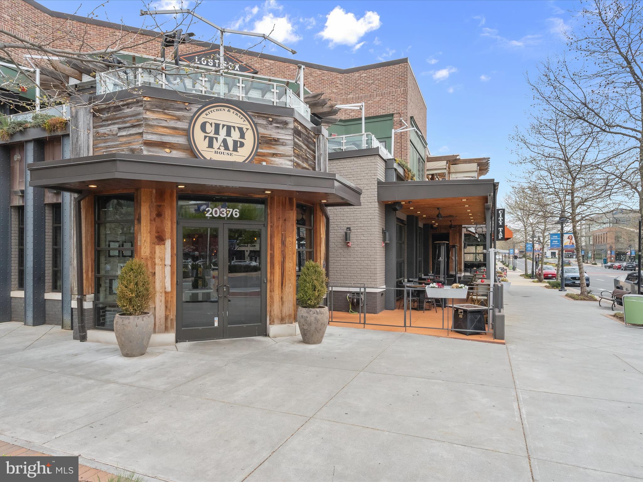 SOUTH GLEN - Residential