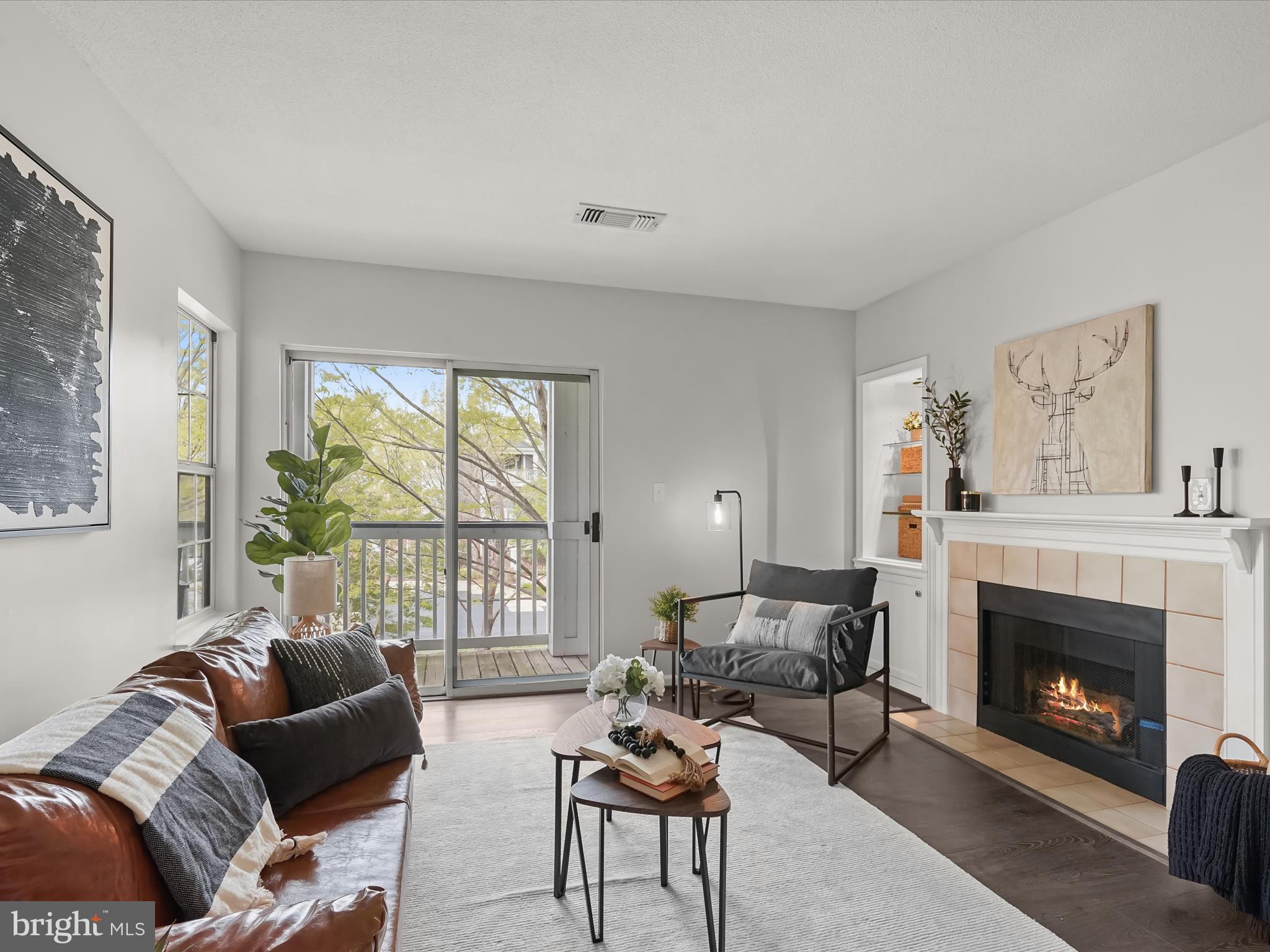 SOUTH GLEN - Residential