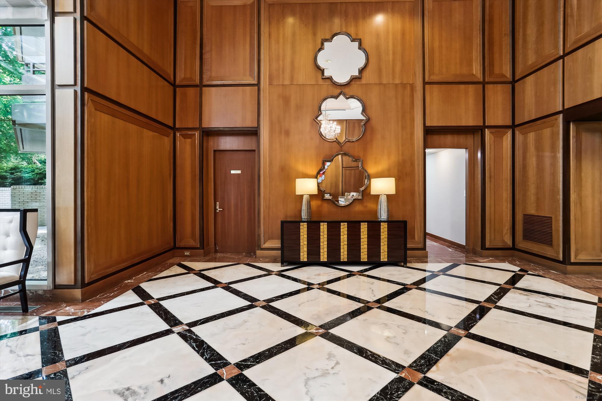 SOMERSET HOUSE - Residential