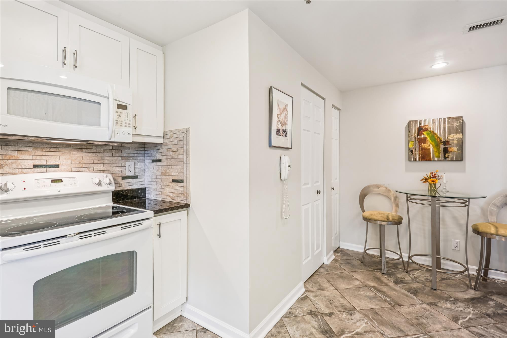 SOMERSET HOUSE - Residential