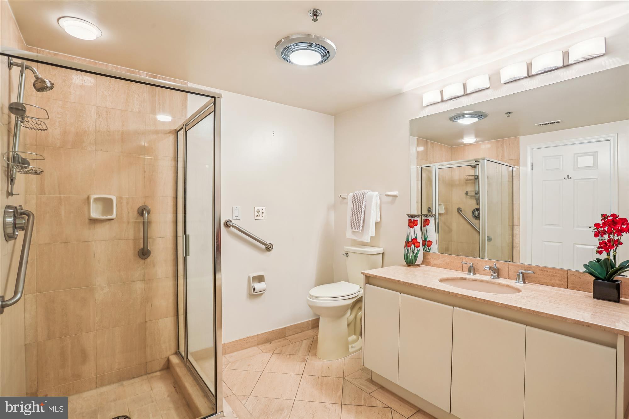 SOMERSET HOUSE - Residential