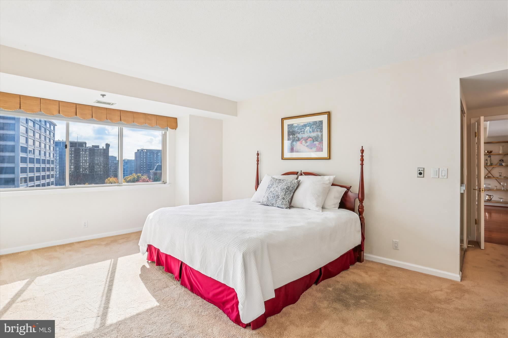 SOMERSET HOUSE - Residential