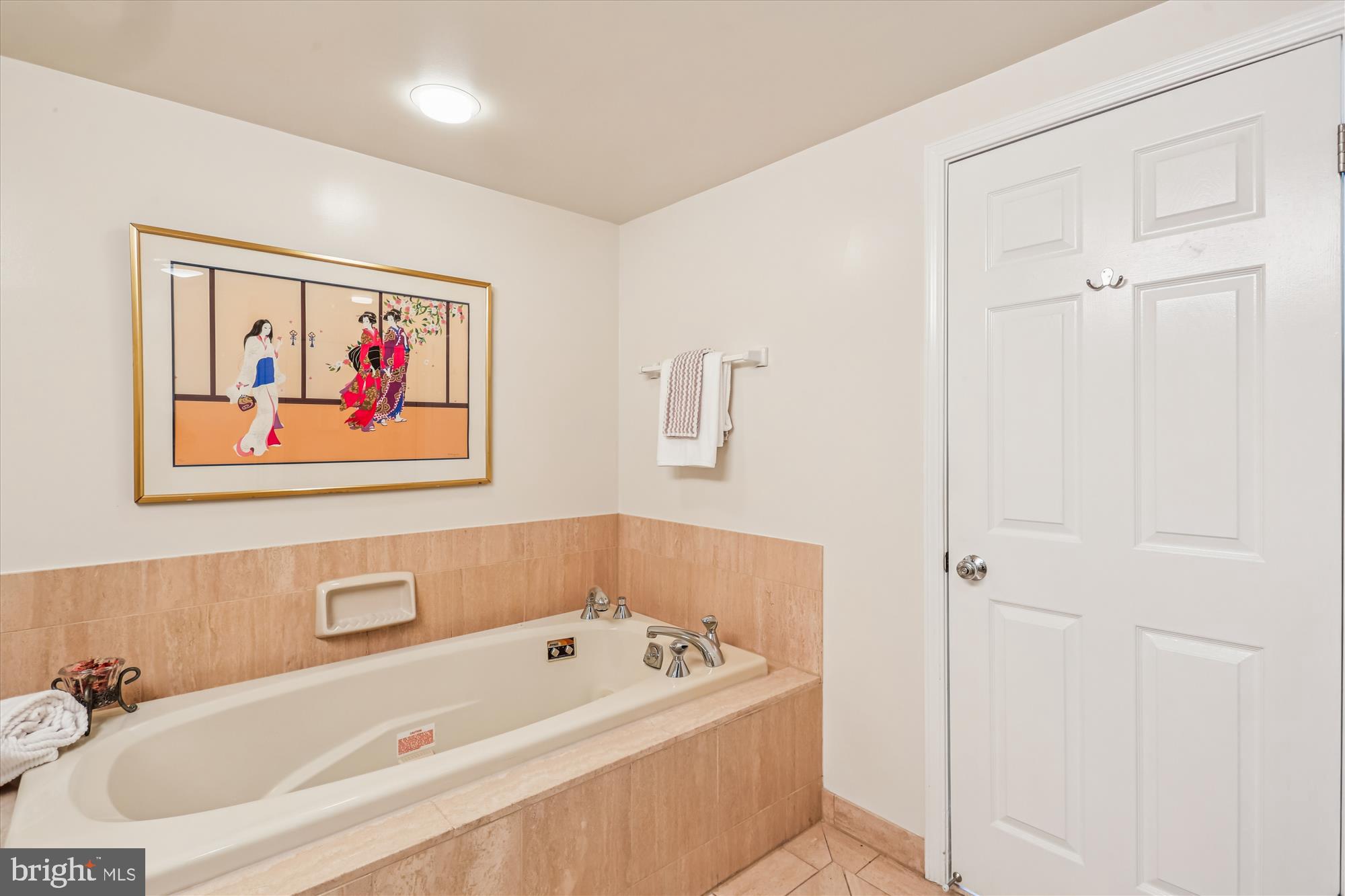 SOMERSET HOUSE - Residential