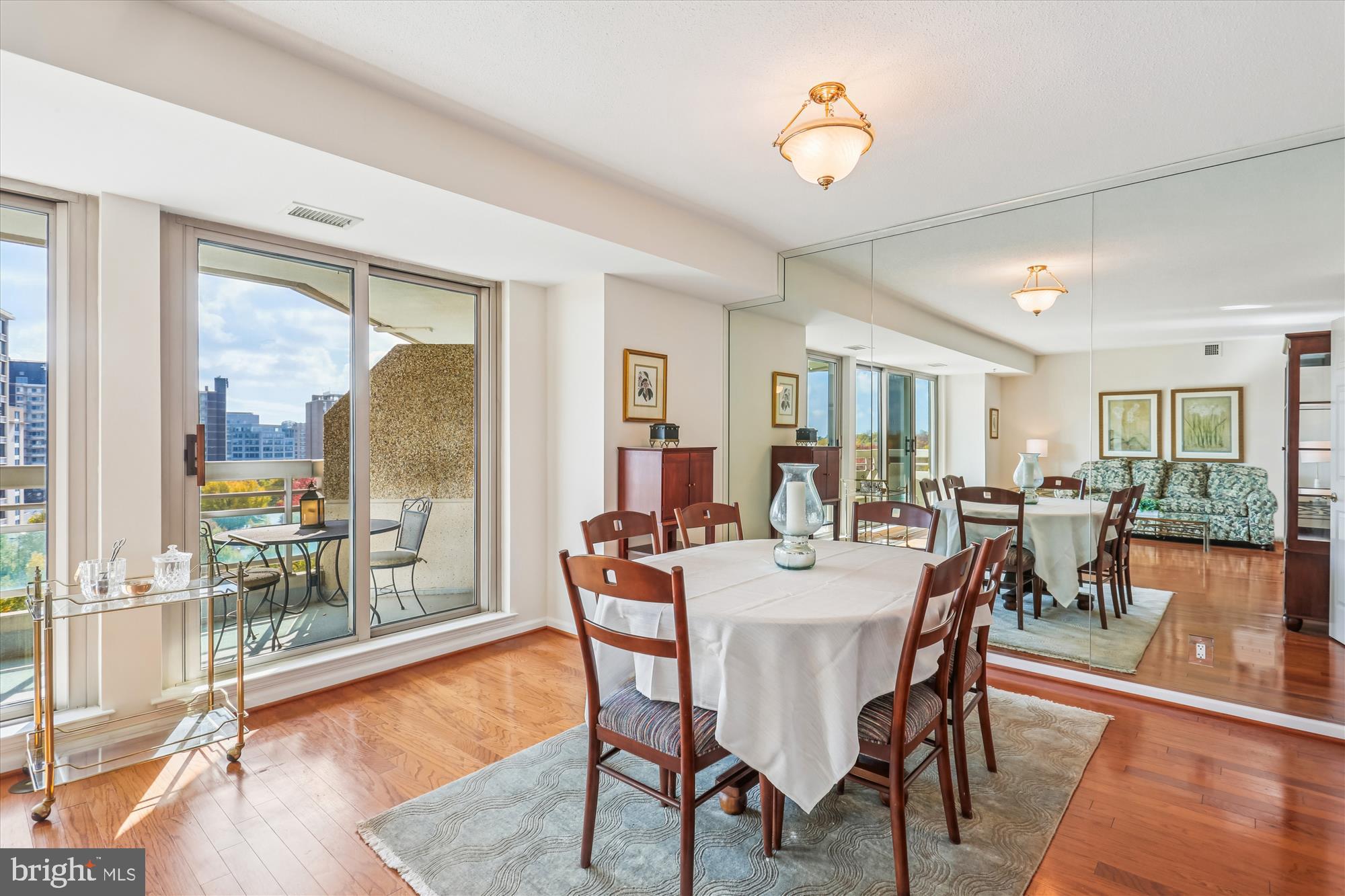 SOMERSET HOUSE - Residential