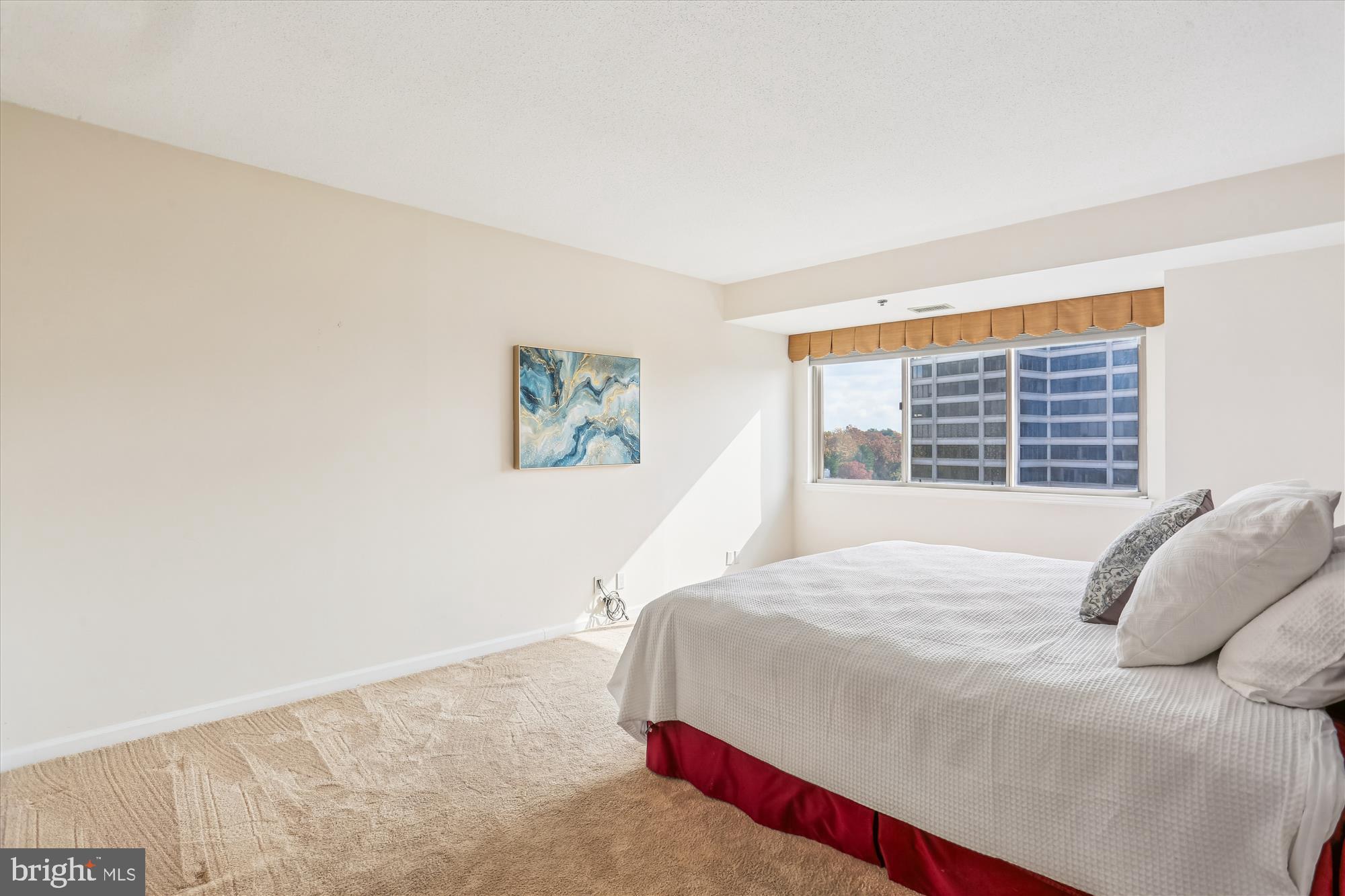 SOMERSET HOUSE - Residential