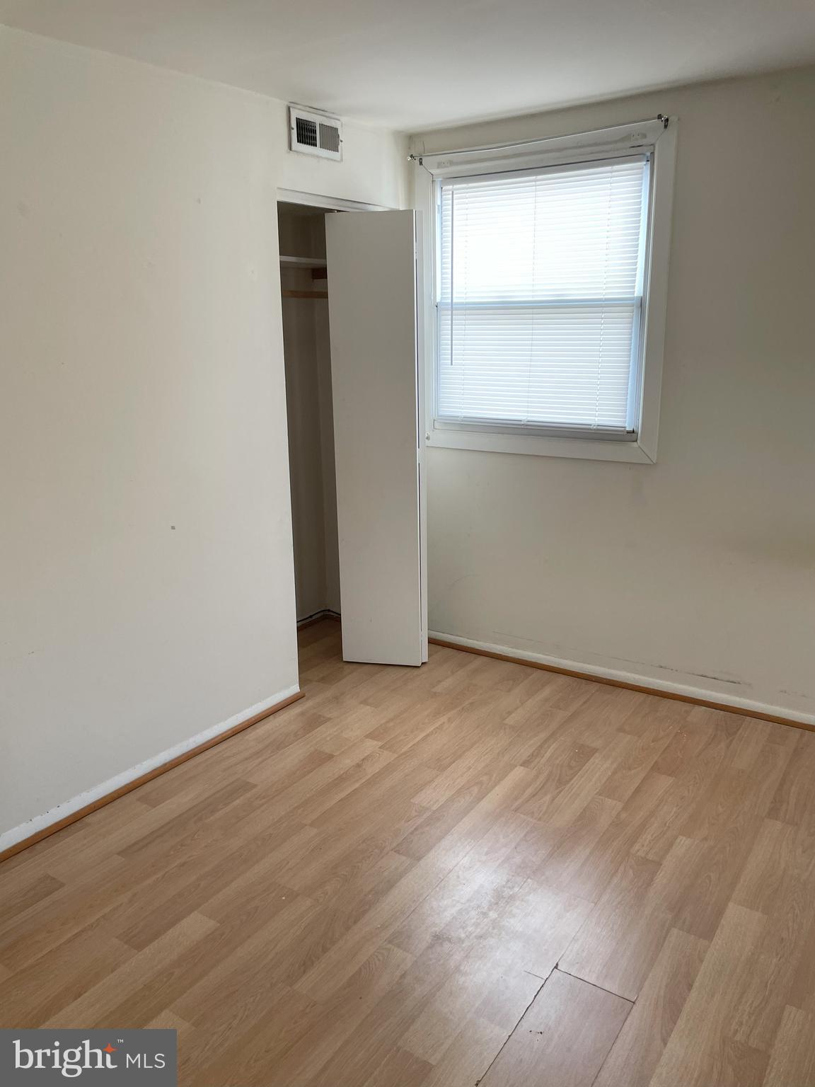 ART MUSEUM AREA - Residential Lease