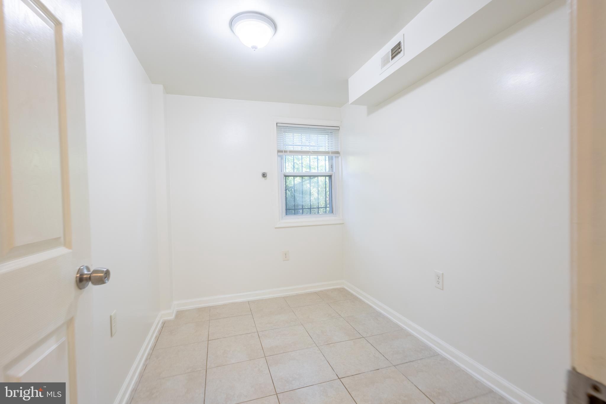 314 ATLANTIC STREET SE 1