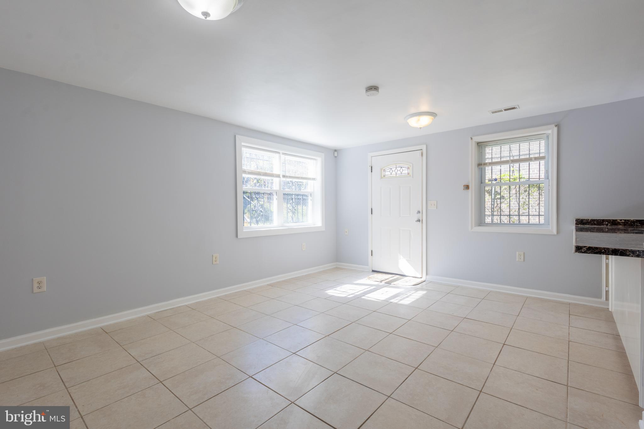 314 ATLANTIC STREET SE 1