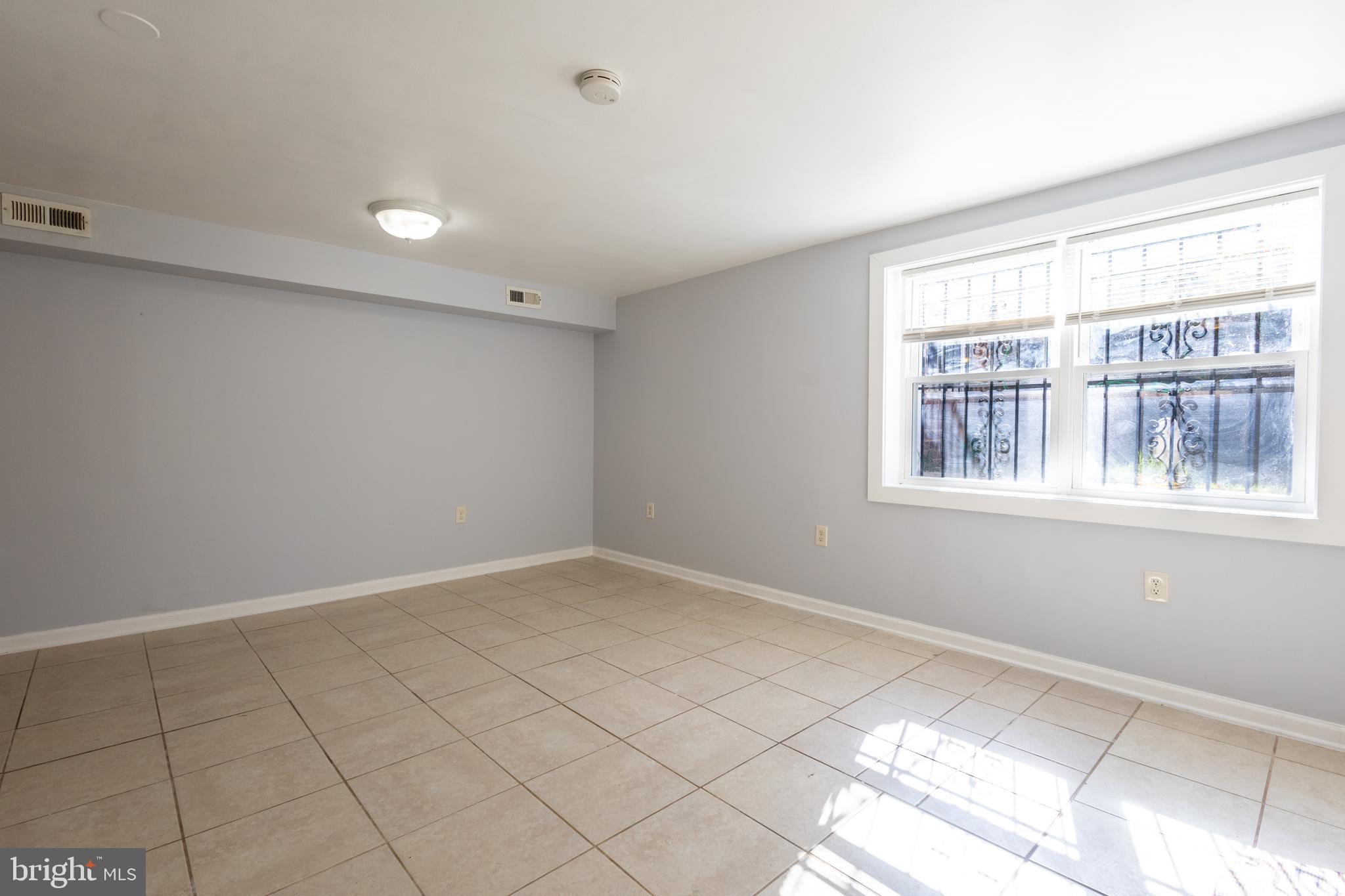 314 ATLANTIC STREET SE 1