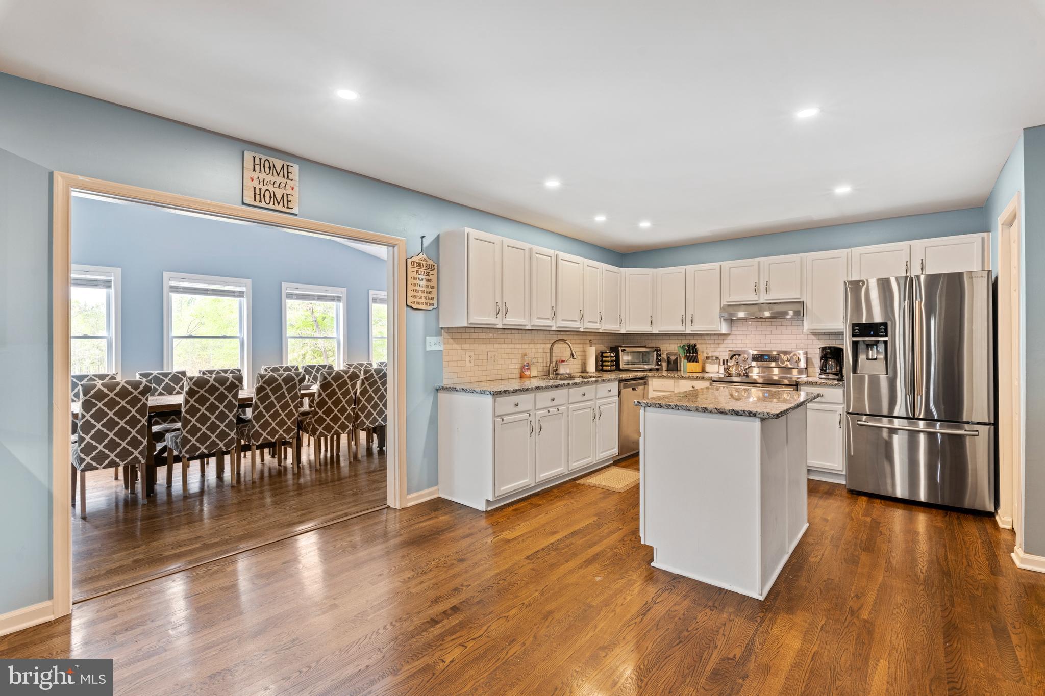 ROCKLAND CREEK ESTATES - Residential