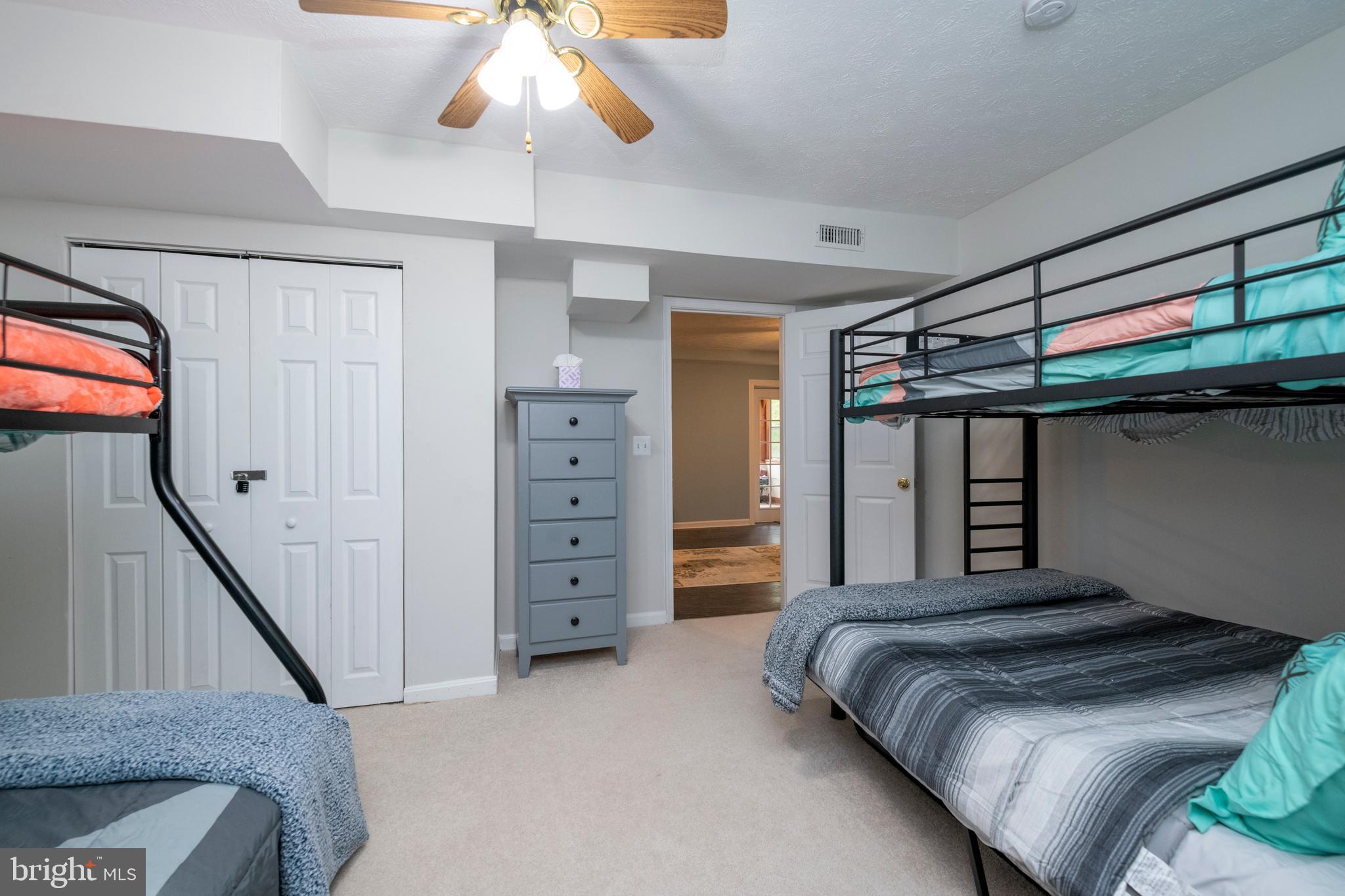 ROCKLAND CREEK ESTATES - Residential