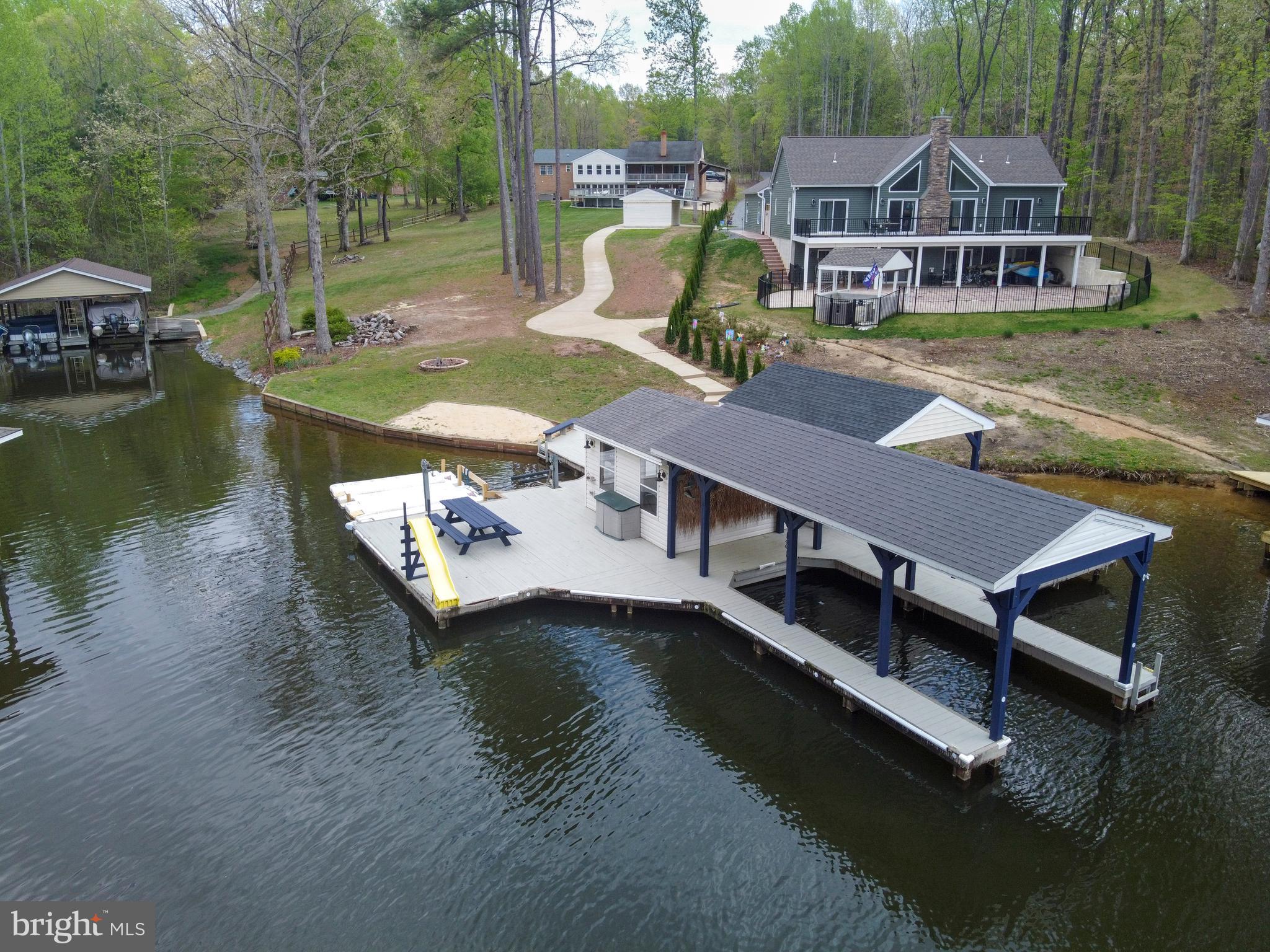 ROCKLAND CREEK ESTATES - Residential