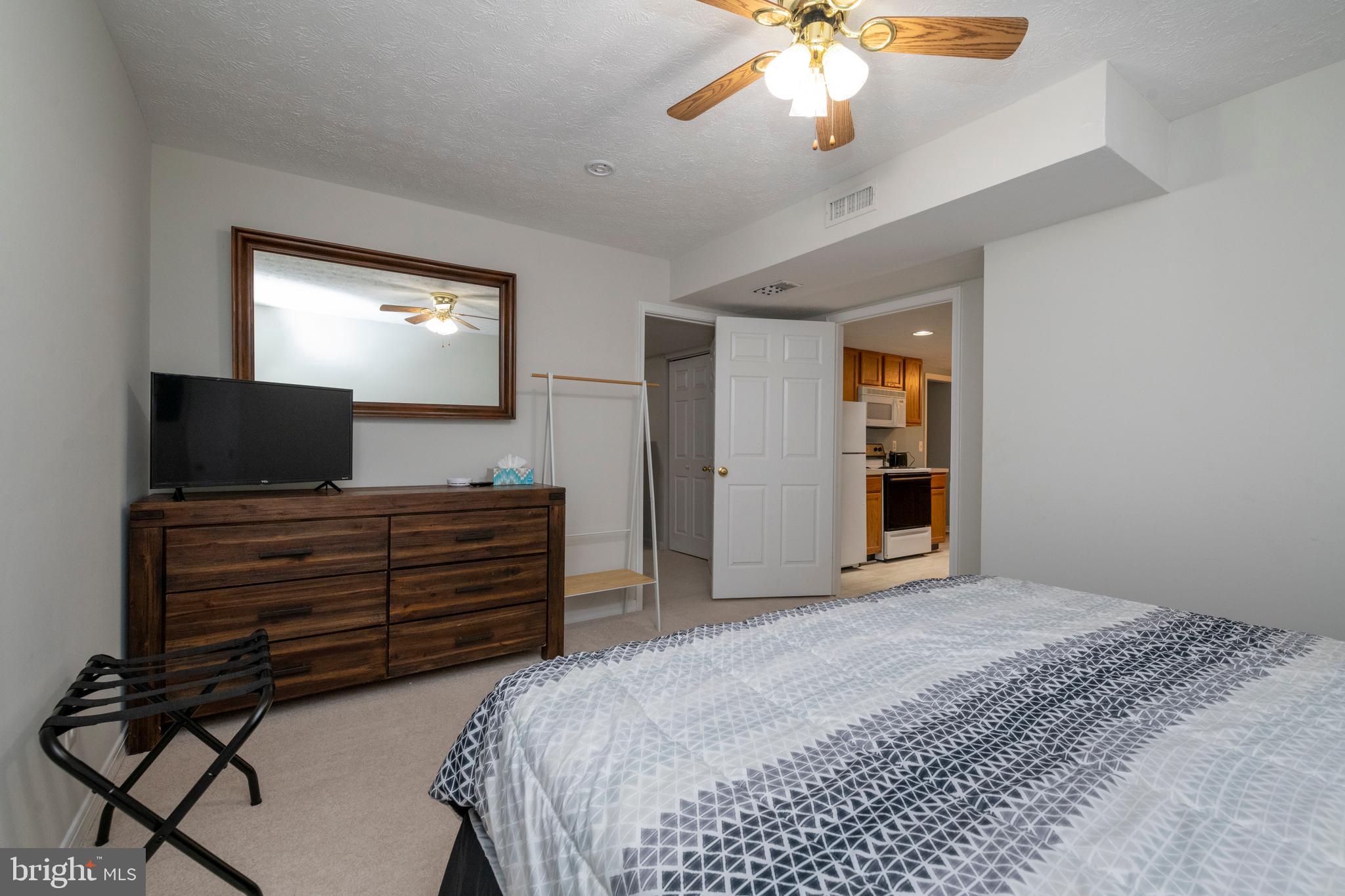 ROCKLAND CREEK ESTATES - Residential