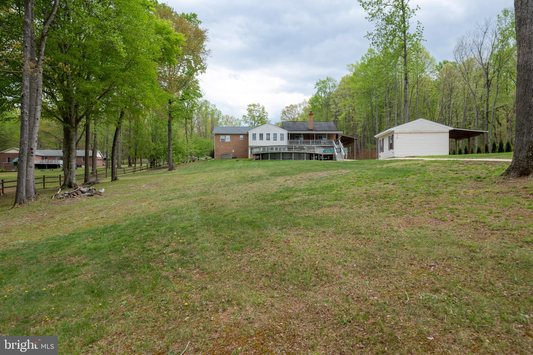 ROCKLAND CREEK ESTATES - Residential