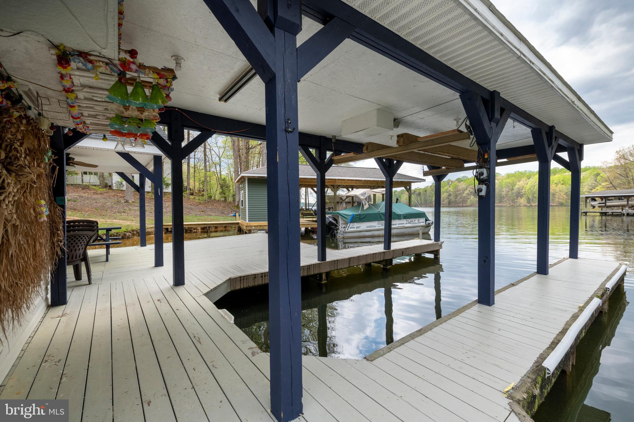 ROCKLAND CREEK ESTATES - Residential