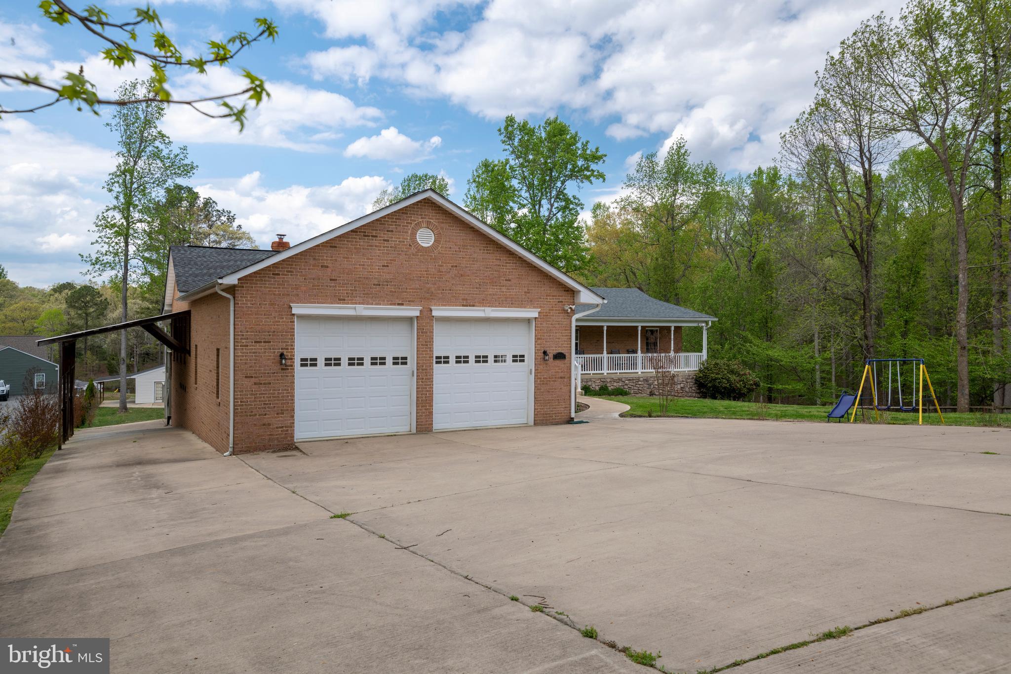 ROCKLAND CREEK ESTATES - Residential