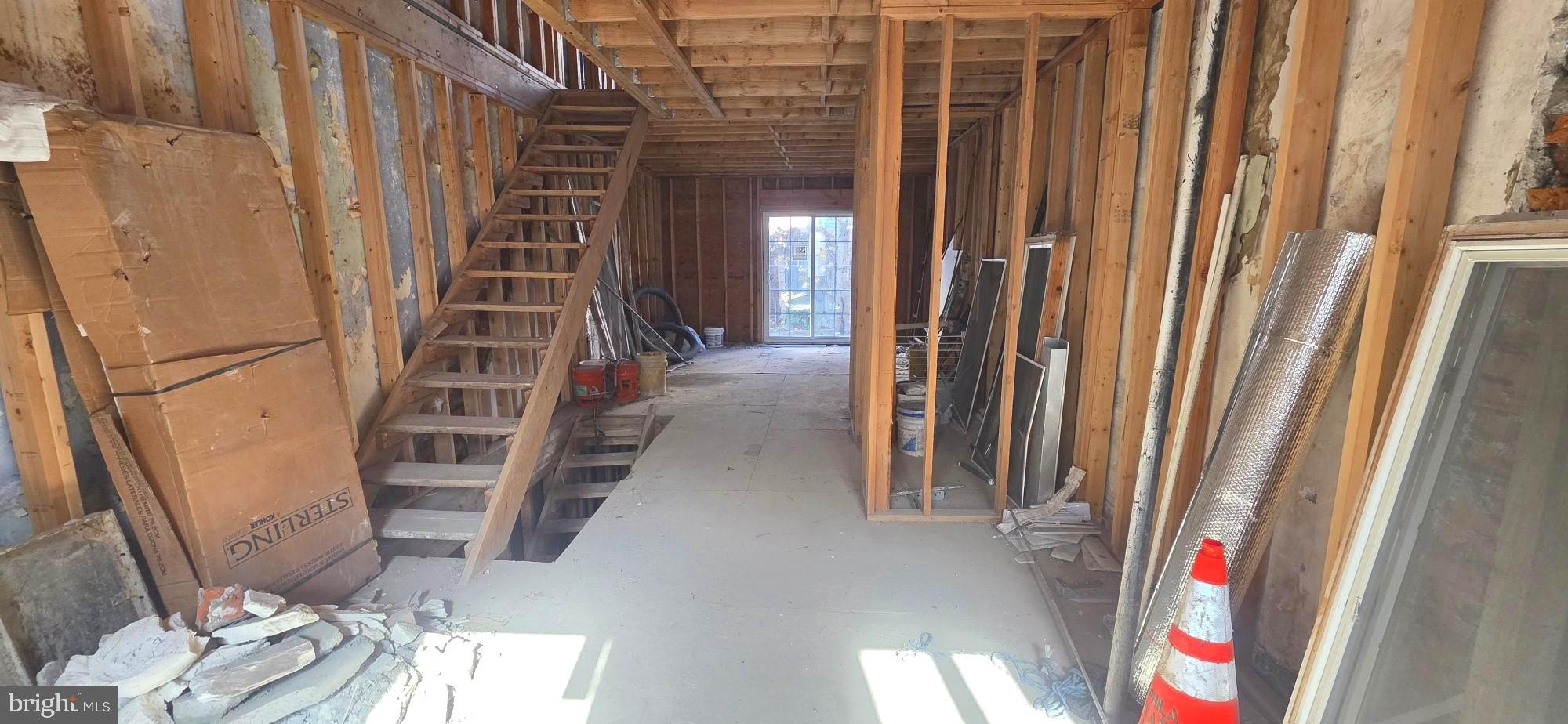 POINT BREEZE - Residential