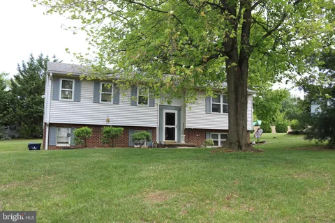 14006 Gardner Avenue, Waynesboro, PA MLS: PAFL2027168