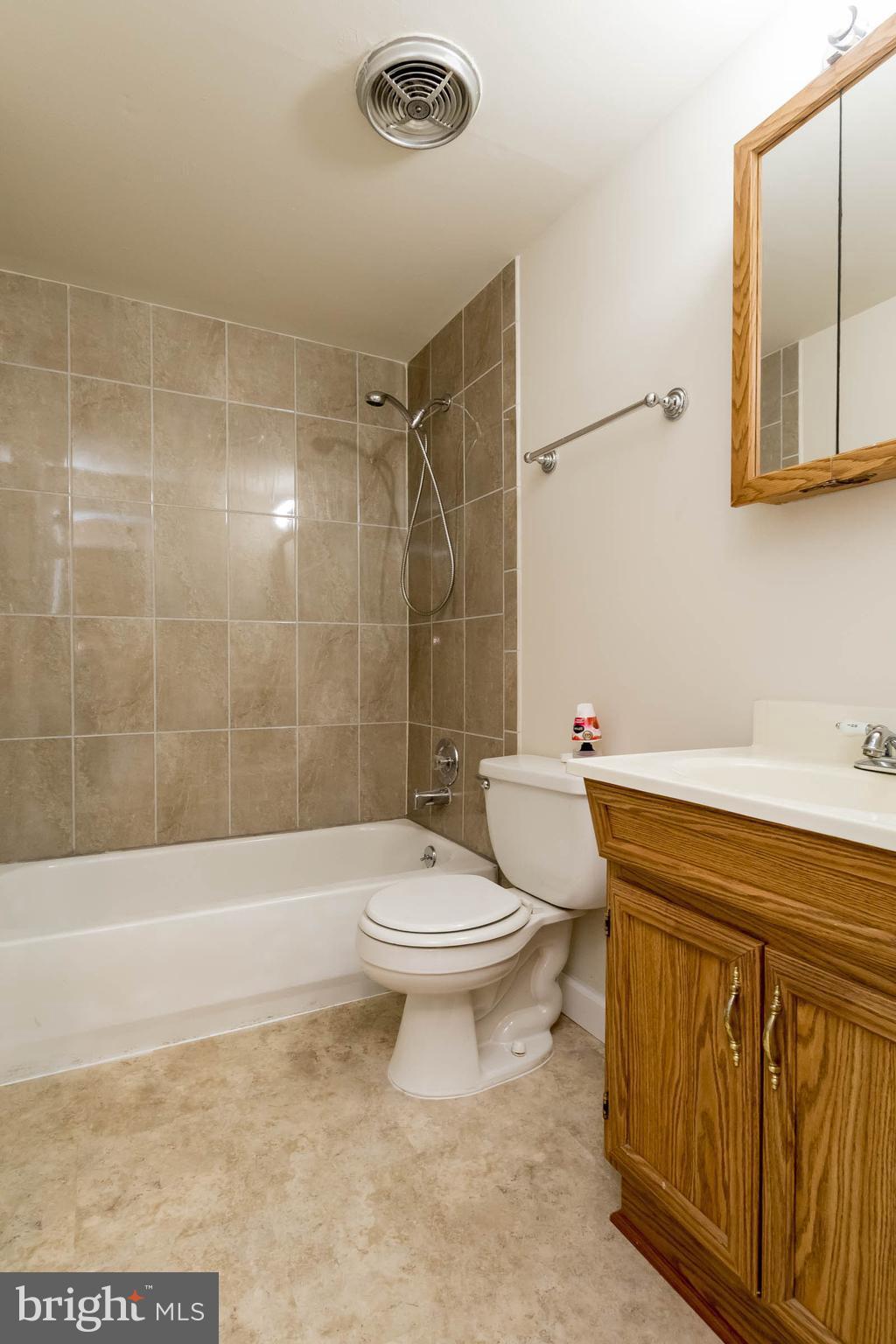 DALE CITY - Residential