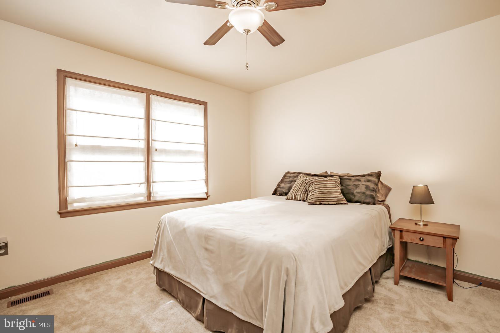 LAKE CAROLINE - Residential