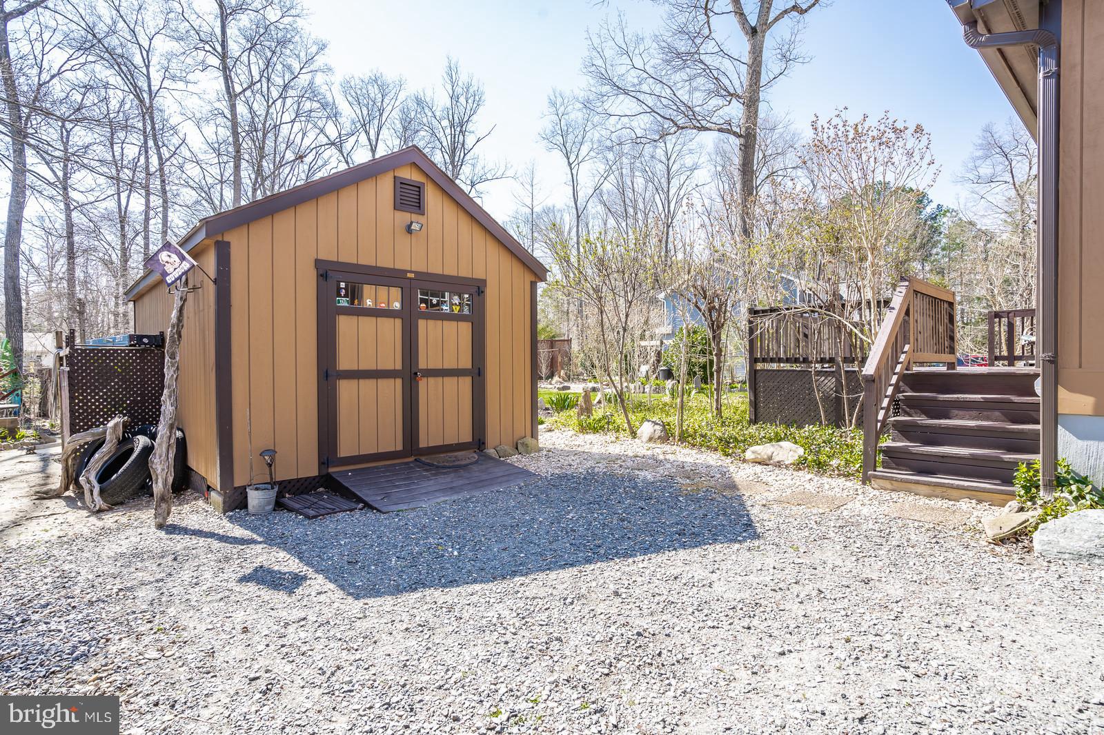 LAKE CAROLINE - Residential