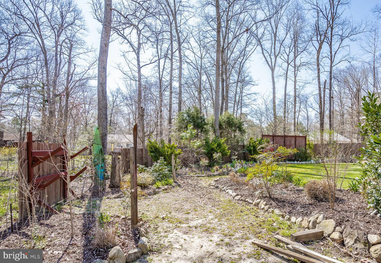 LAKE CAROLINE - Residential