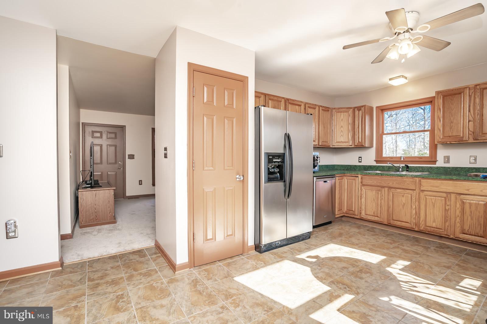 LAKE CAROLINE - Residential