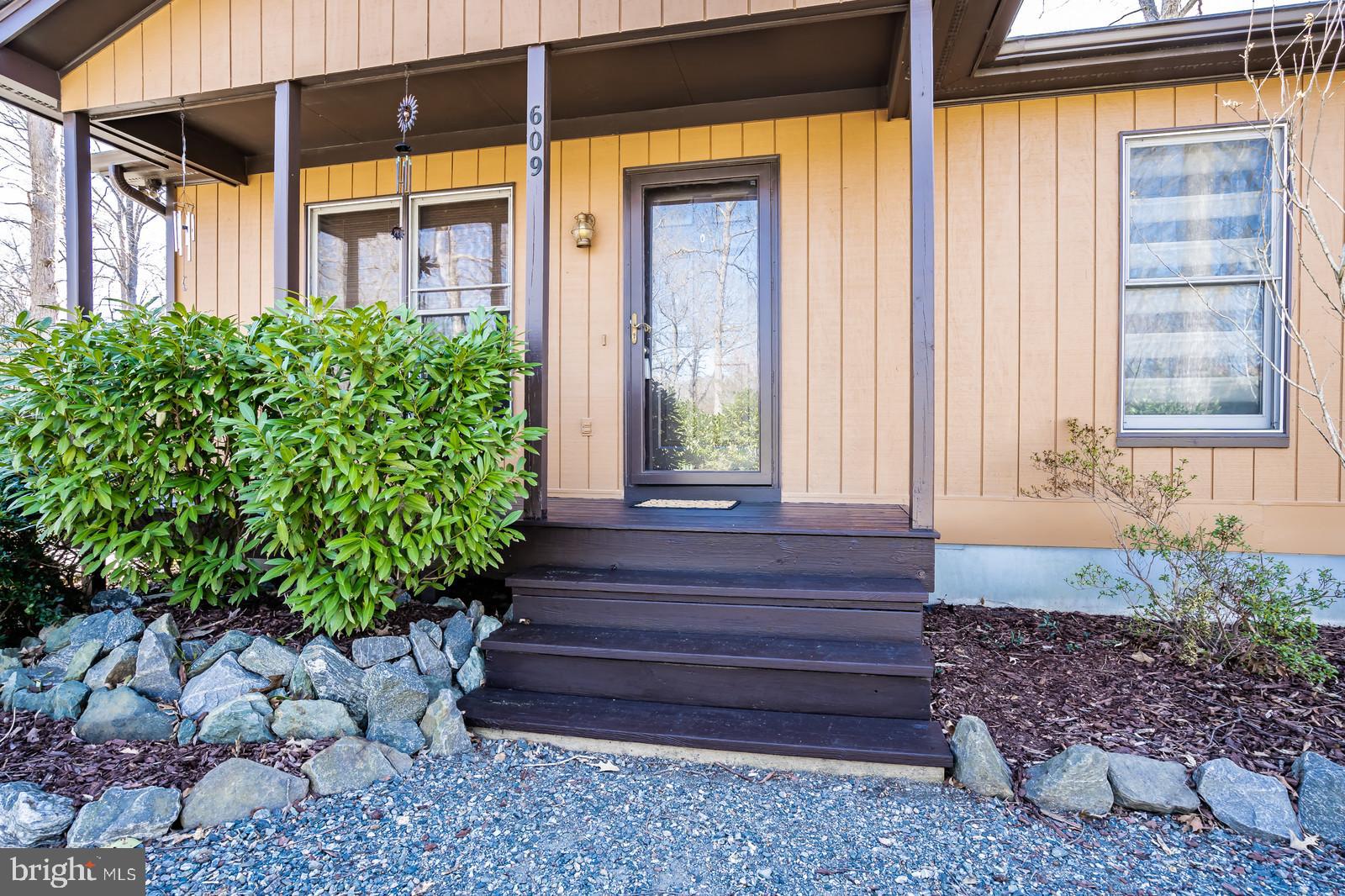 LAKE CAROLINE - Residential