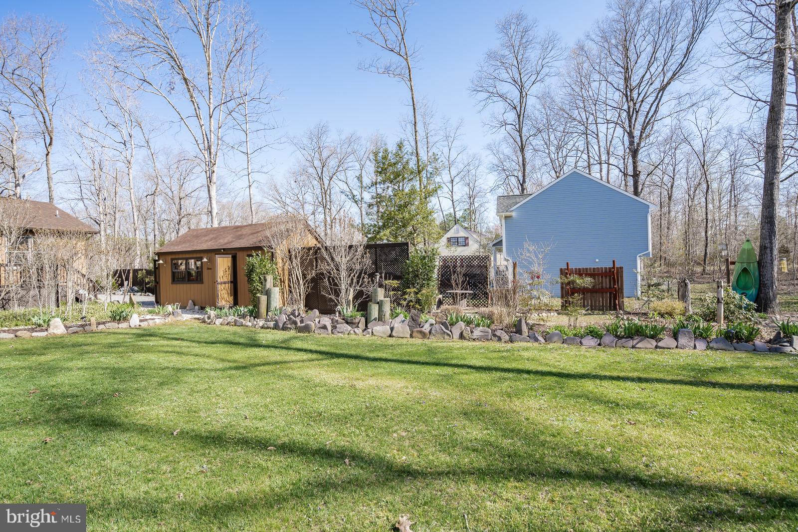 LAKE CAROLINE - Residential