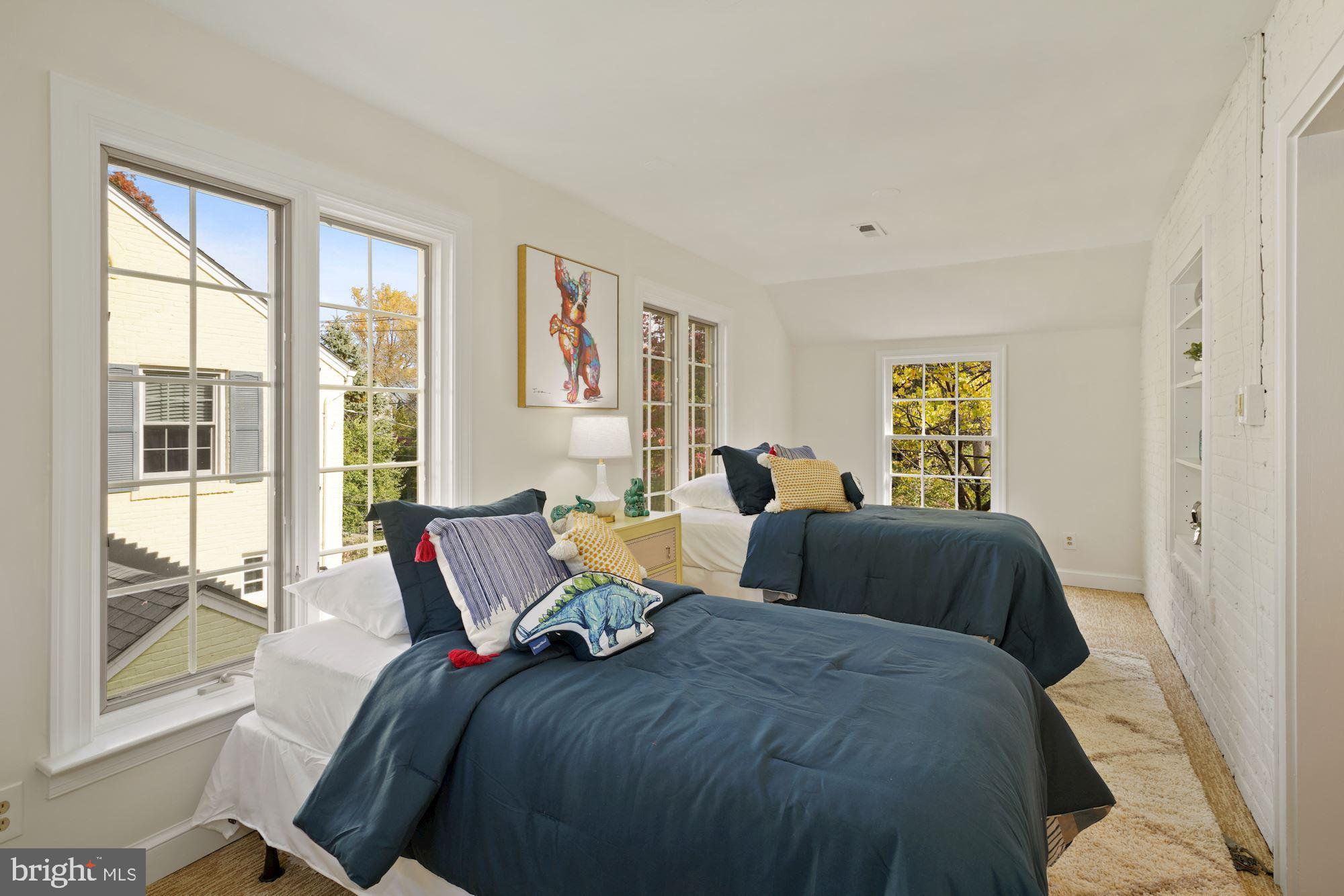 HUNTINGTON TERRACE - Residential