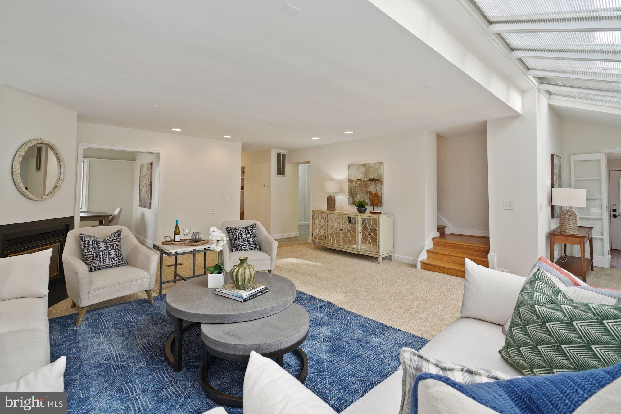 HUNTINGTON TERRACE - Residential