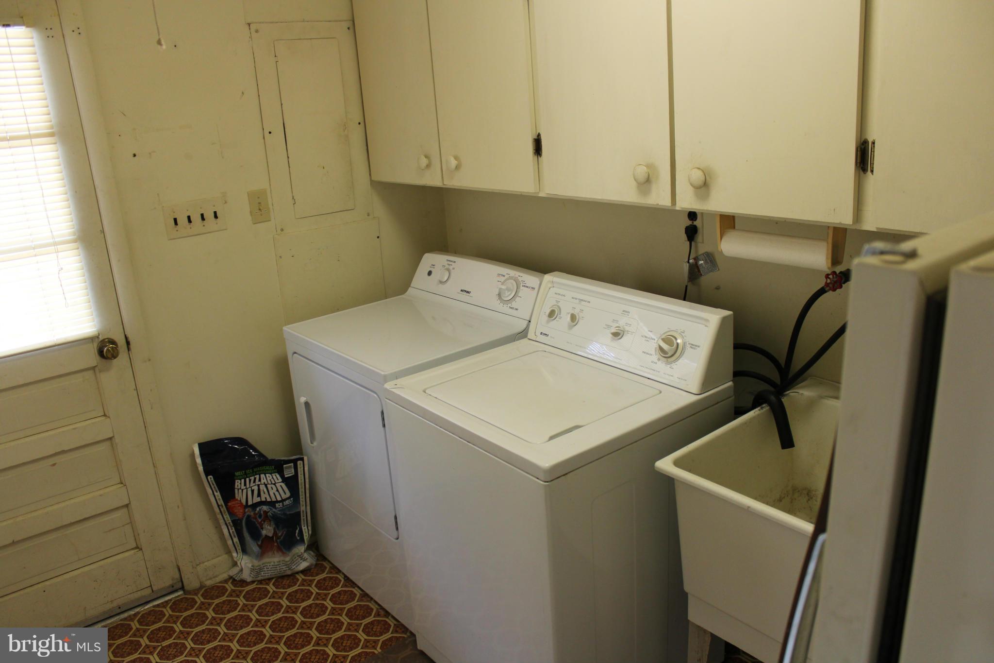 COBB ISLAND - Residential