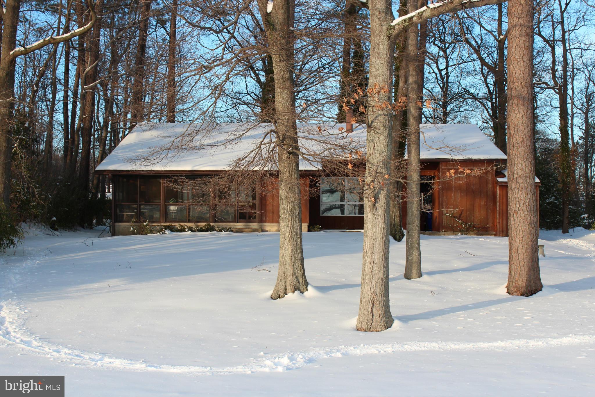 COBB ISLAND - Residential