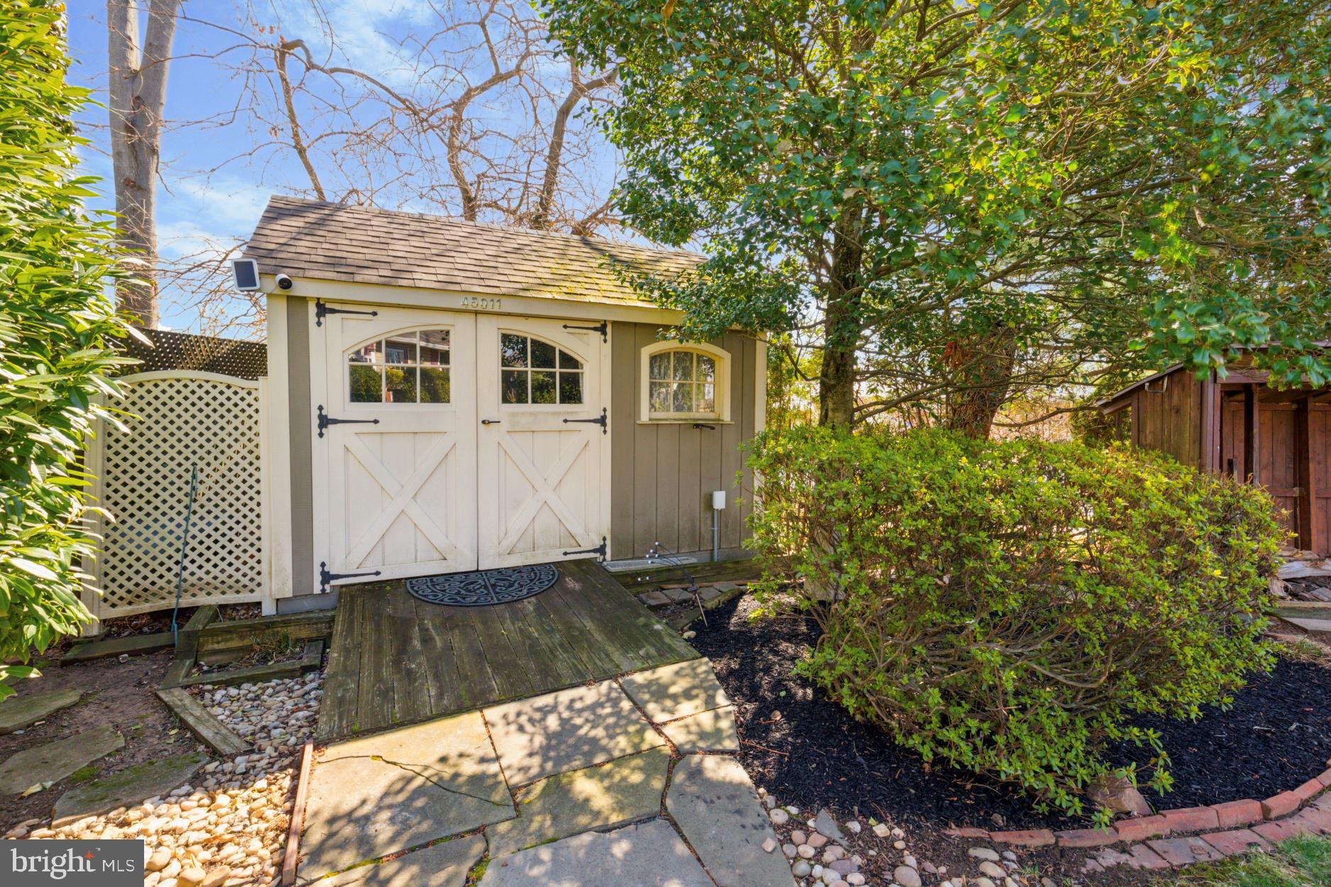 OAK HILL - Residential