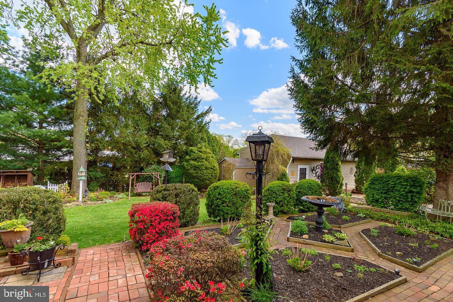 OAK HILL - Residential