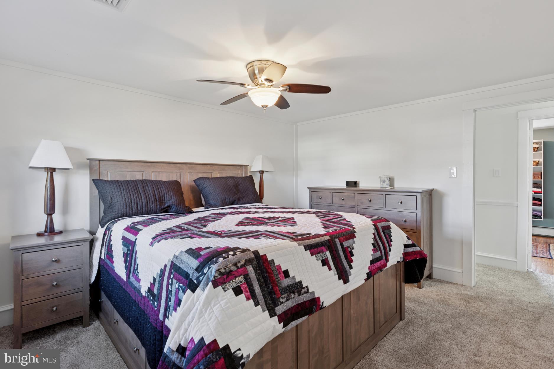 OAK HILL - Residential