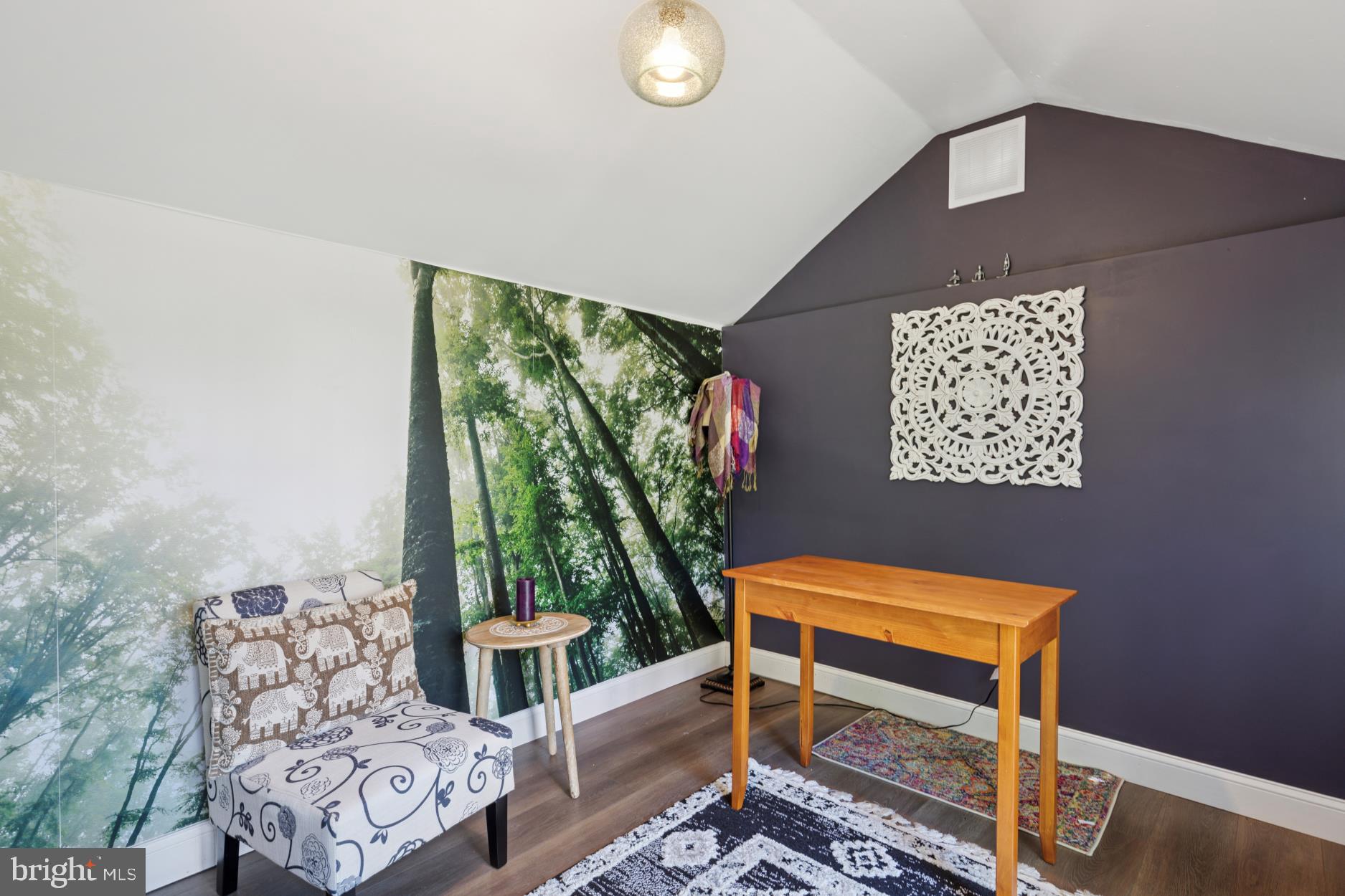 OAK HILL - Residential