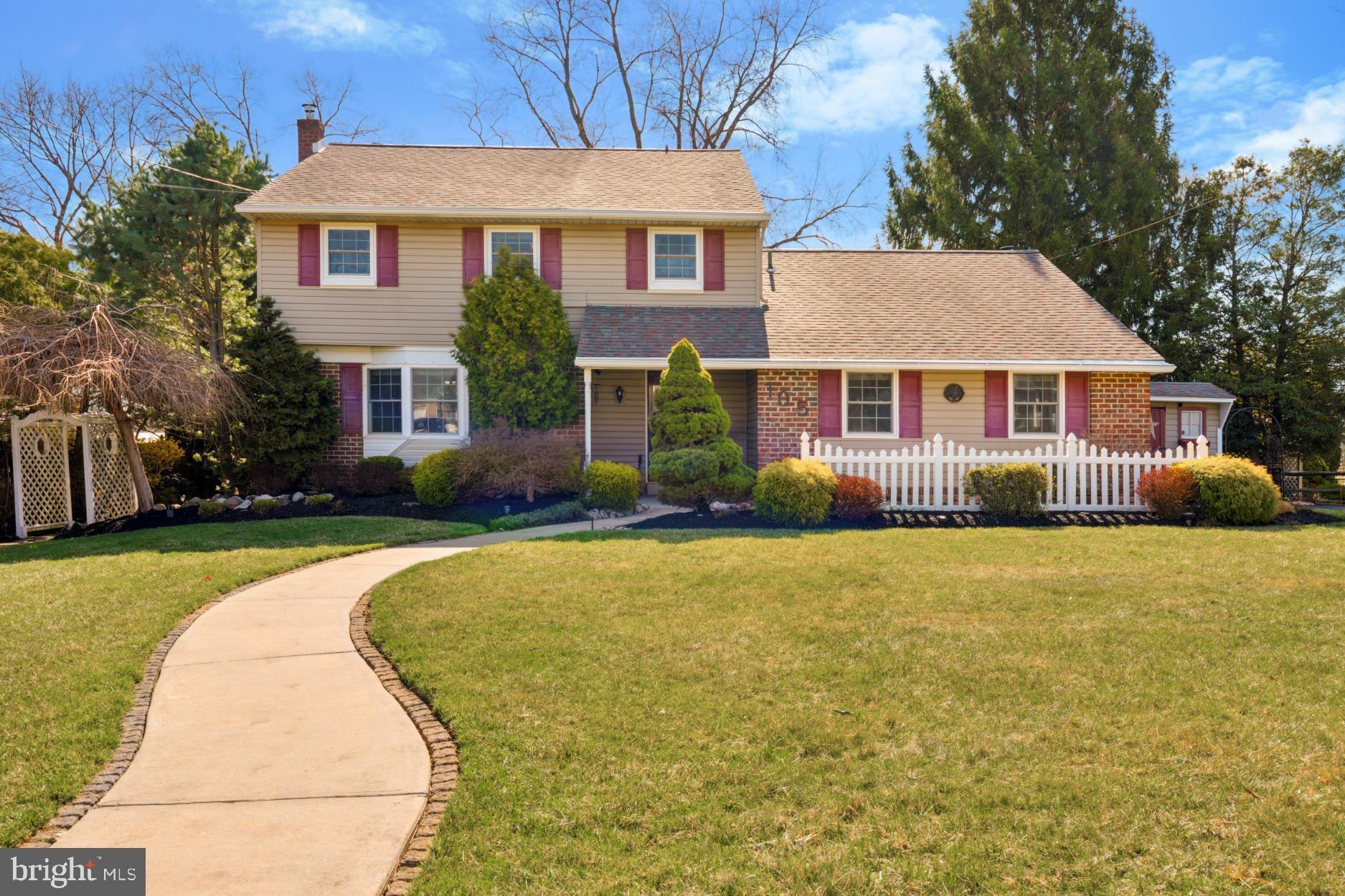 OAK HILL - Residential