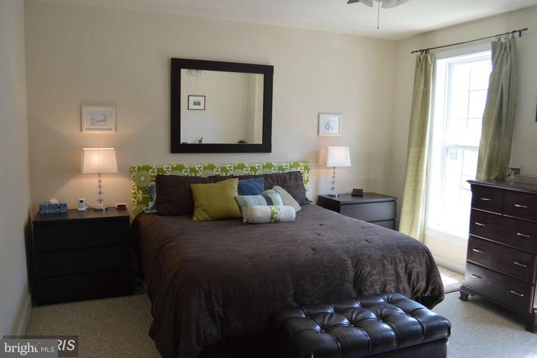 POTOMAC CLUB - Residential Lease