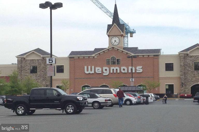 POTOMAC CLUB - Residential Lease