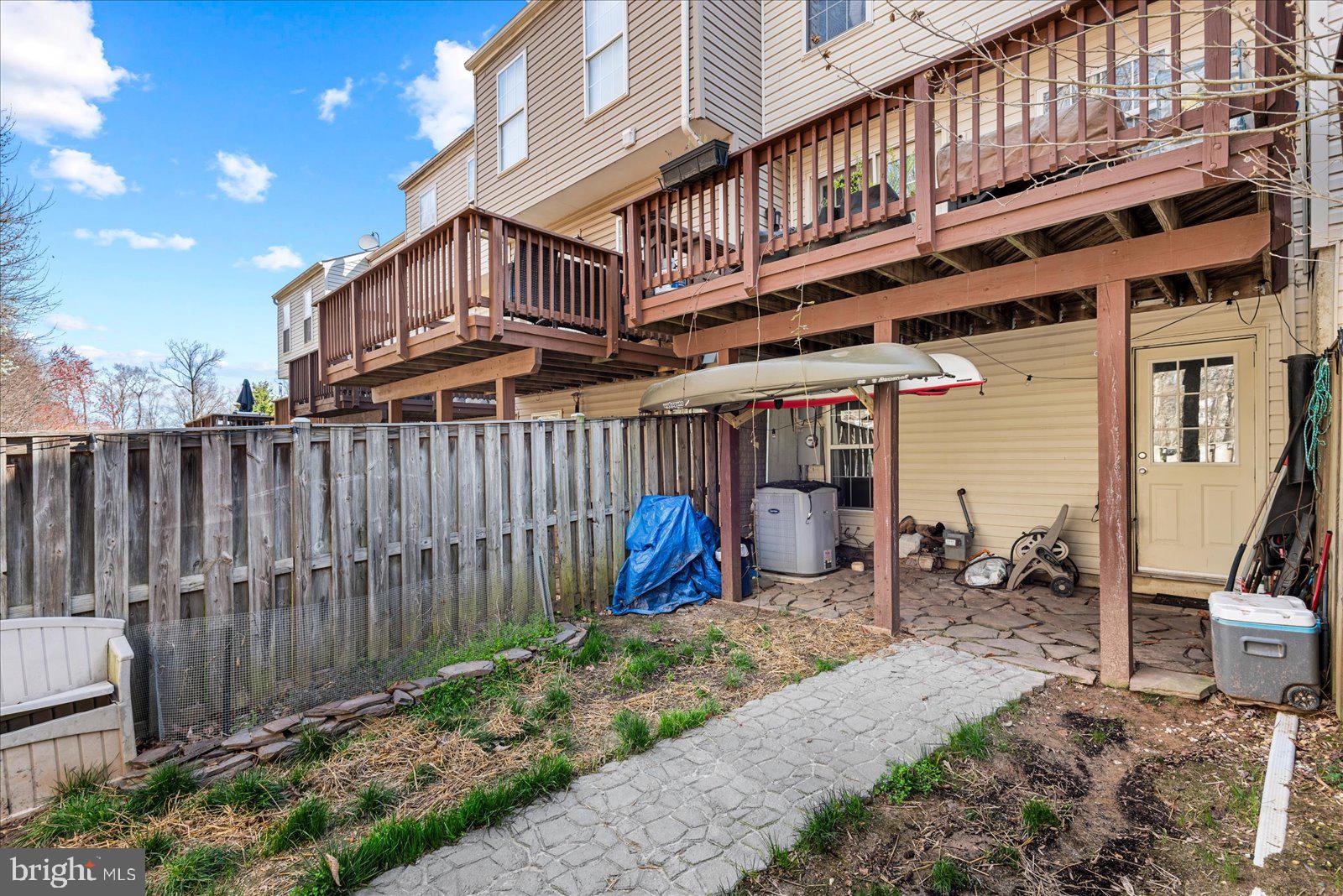 ASHLAND - Residential Lease