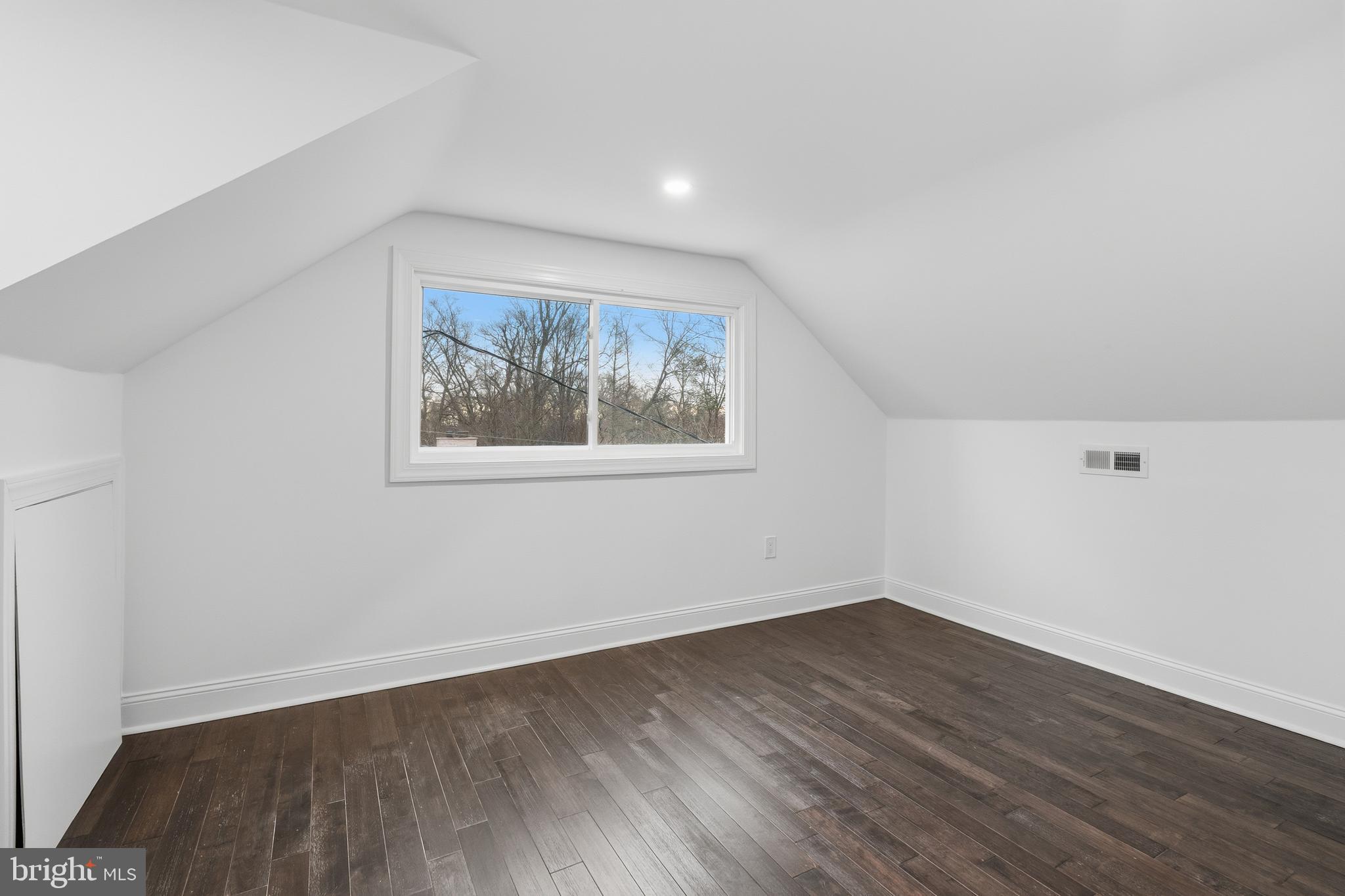 RIDDLEWOOD - Residential