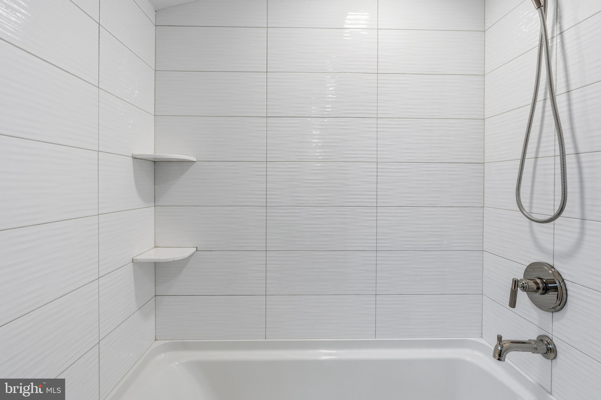 RIDDLEWOOD - Residential