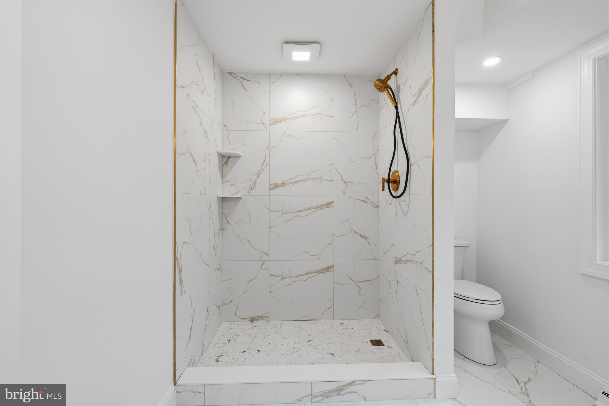 RIDDLEWOOD - Residential