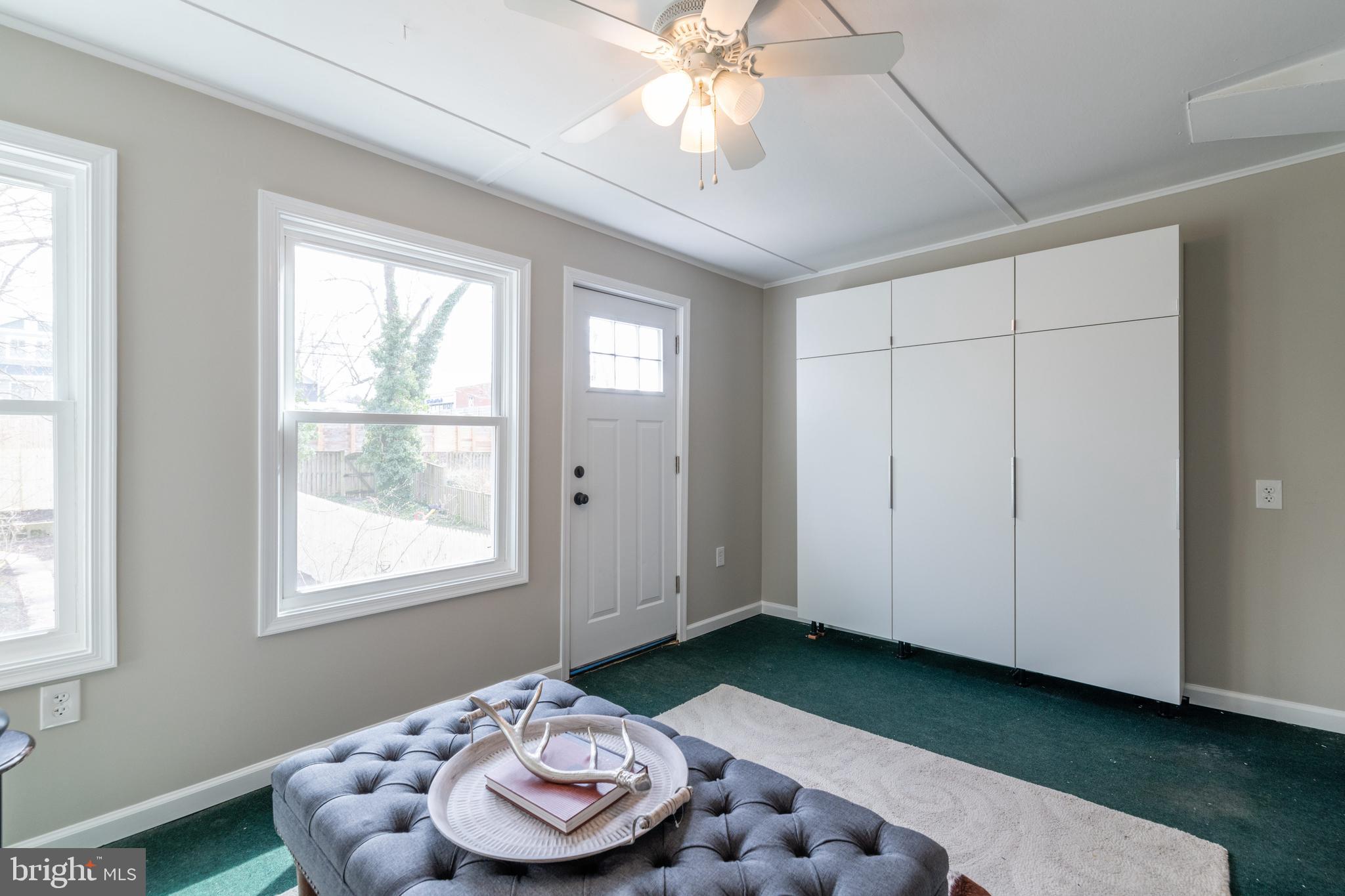 DEL RAY - Residential