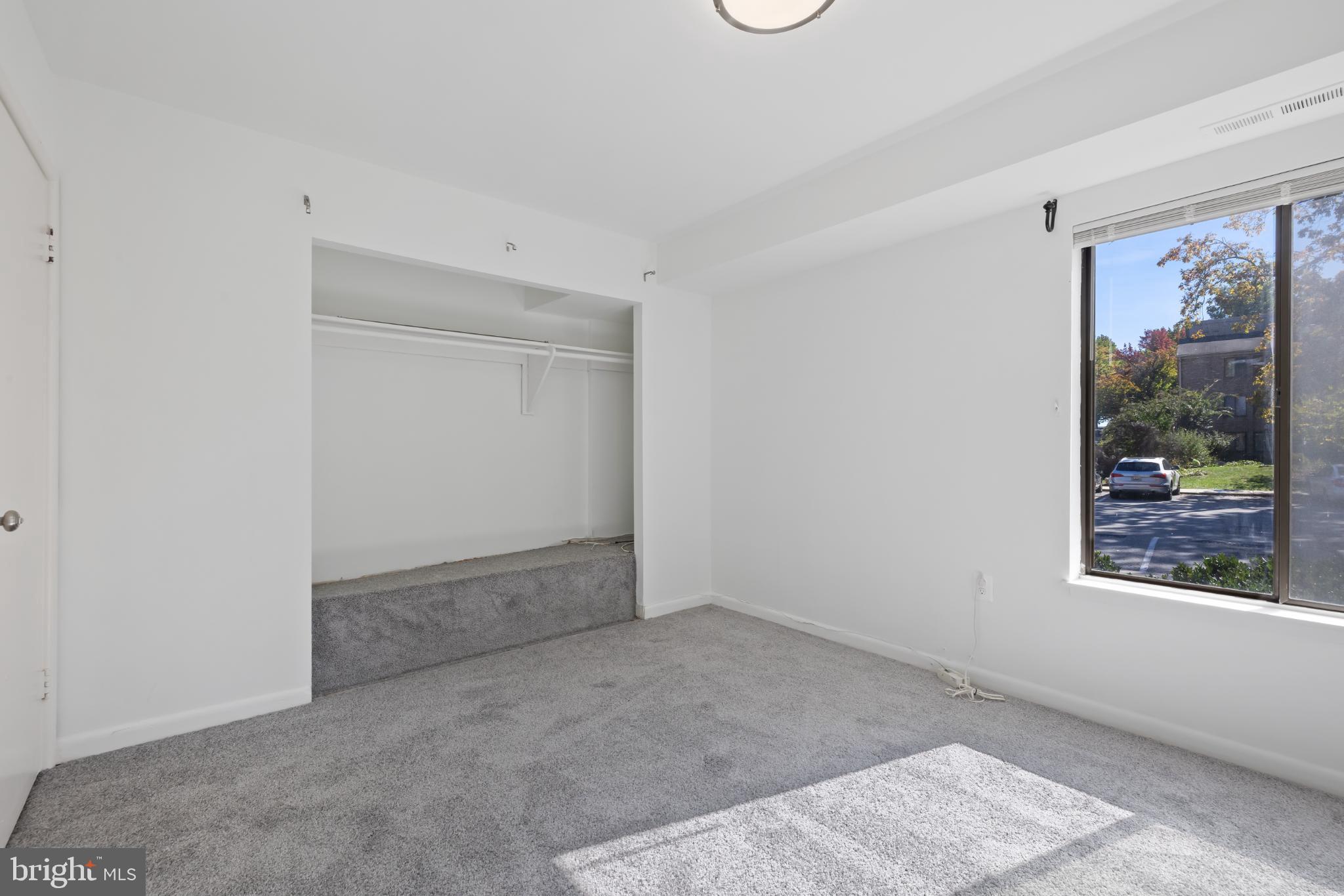 CROSS FOX - Residential