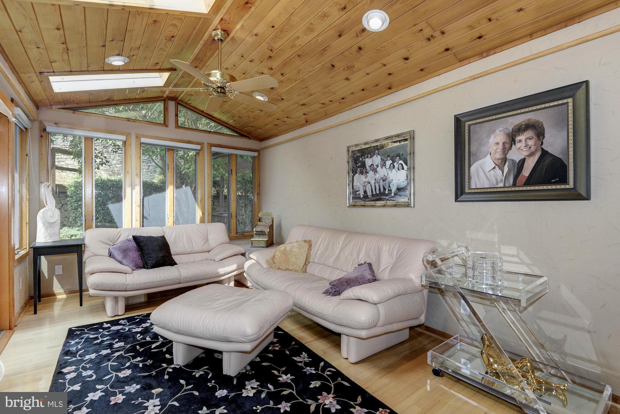 INVERNESS FOREST - Residential